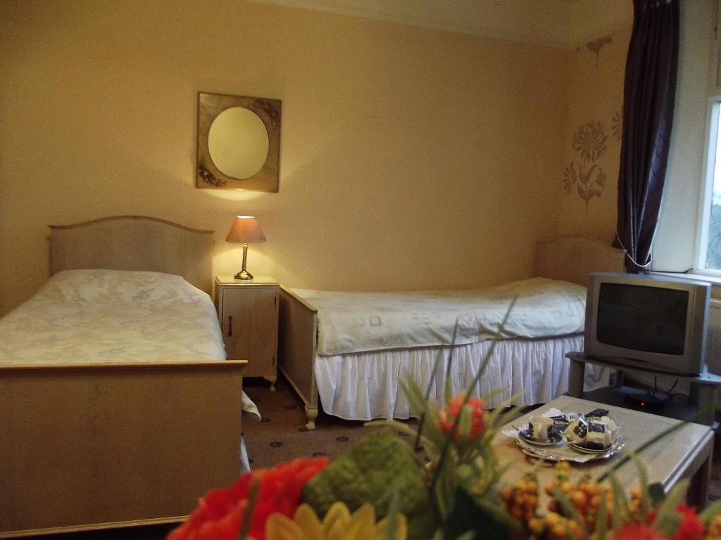 Oakfield Lodge Guest House Stockport Marple Habitación foto